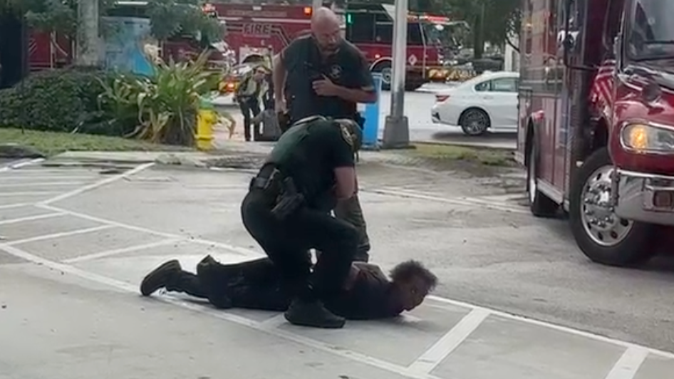 Woman arrested, person hospitalized after multi-vehicle crash, vehicle hits Deerfield Beach gas station — CBS Miami, Singapore Real Estate news