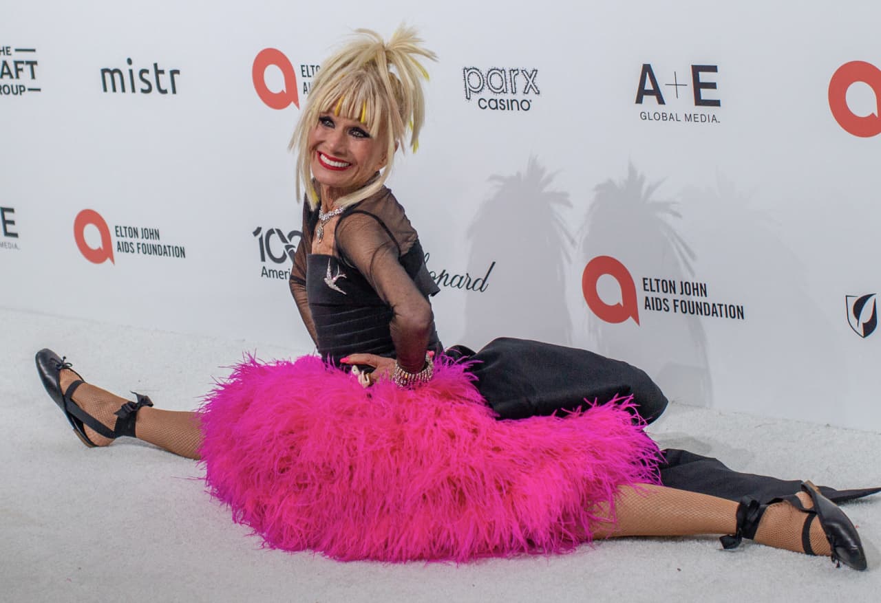 Designer Betsey Johnson takes $7 million SoCal home off the market — Singapore Business news
