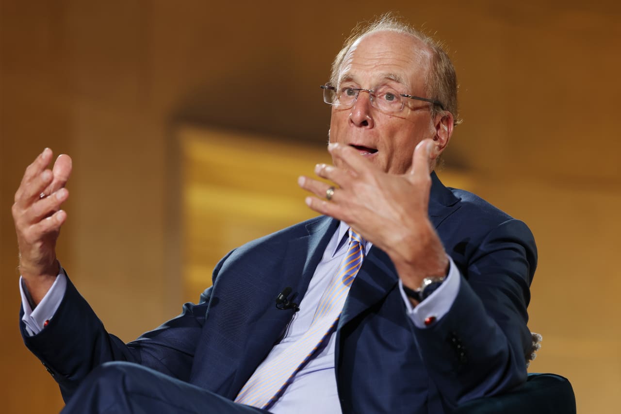 Opposition to data centers will drive up inflation, says BlackRock’s Larry Fink — MarketWatch, Singapore Technology news