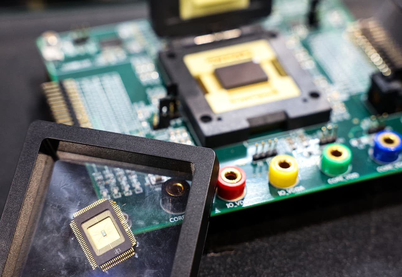 Support for semiconductor stocks could be as much as 15% lower than current levels, says Morgan Stanley — MarketWatch, Singapore Business news