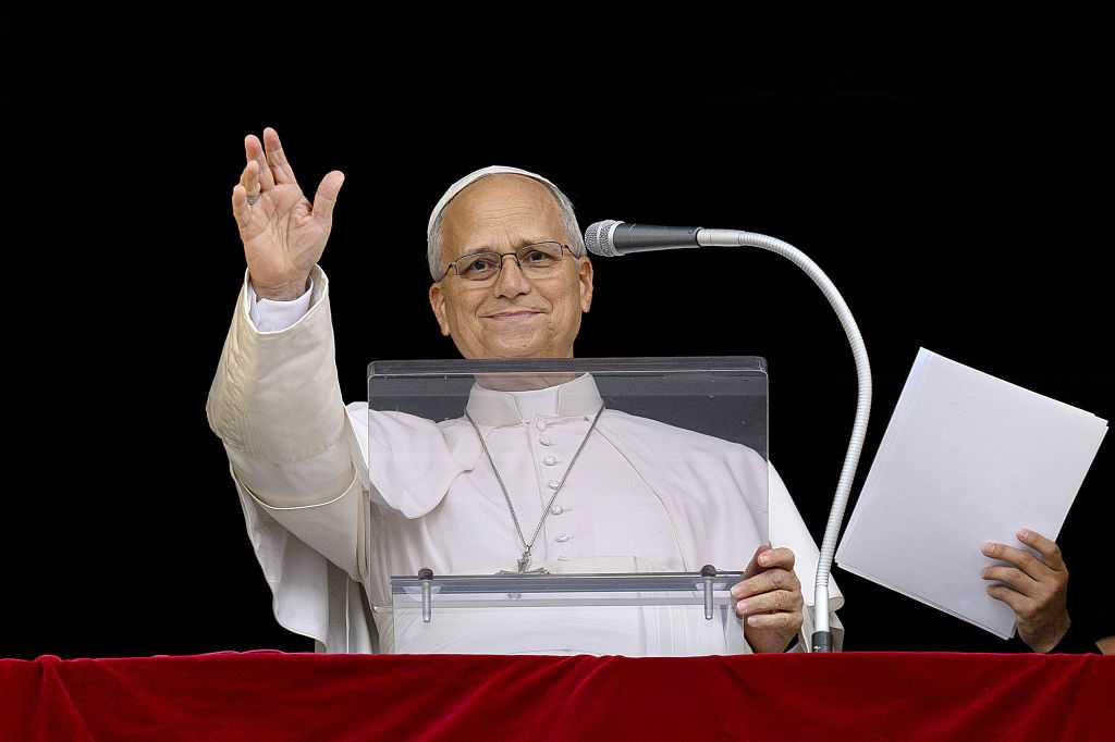 Pope Leo tells faithful in St. Peter's Square he will gradually resume duties after cancer surgery — WESH 2 Orlando