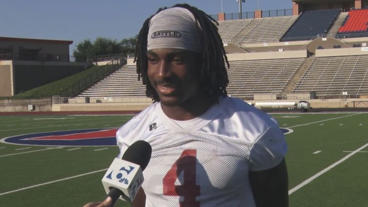 Midway's Lathan Whisenton sets school record for career rushing touchdowns — KCEN (Central Texas), Singapore Schools news