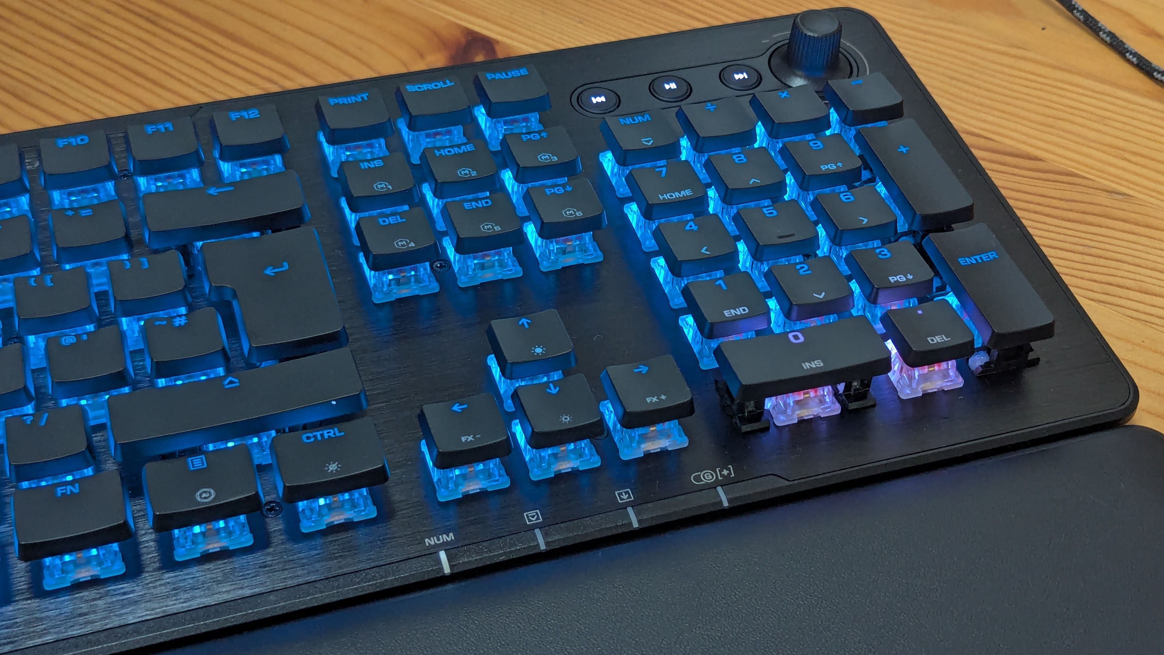 Turtle Beach Vulcan II XP Review: Clicky Compromise — Wired, Singapore Technology news